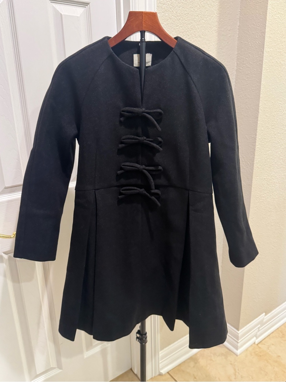 Tuckernuck Blair Black Bow-Accent Coat Dress Size Large - Picture 3 of 10